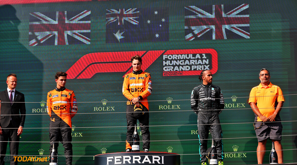 Formula One World Championship
The podium (L to R): Lando Norris (GBR) McLaren, second; Oscar Piastri (AUS) McLaren, race winner; Lewis Hamilton (GBR) Mercedes AMG F1, third; Randy Singh (GBR) McLaren Strategy and Sporting Director.

21.07.2024. Formula 1 World Championship, Rd 13, Hungarian Grand Prix, Budapest, Hungary, Race Day.

- www.xpbimages.com, EMail: requests@xpbimages.com (C) Copyright: Batchelor / XPB Images
Motor Racing - Formula One World Championship - Hungarian Grand Prix - Race Day - Budapest, Hungary
XPB Images
Budapest
Hungary

Formel1 Formel F1 Formula 1 Formula1 GP Grand Prix one Circuit H