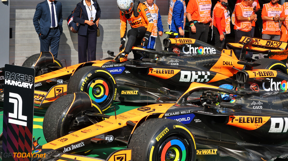 Formula One World Championship
Rew Oscar Piastri (AUS) McLaren MCL38 and second placed team mate Lando Norris (GBR) McLaren MCL38 in parc ferme.

21.07.2024. Formula 1 World Championship, Rd 13, Hungarian Grand Prix, Budapest, Hungary, Race Day.

- www.xpbimages.com, EMail: requests@xpbimages.com (C) Copyright: Batchelor / XPB Images
Motor Racing - Formula One World Championship - Hungarian Grand Prix - Race Day - Budapest, Hungary
XPB Images
Budapest
Hungary

Formel1 Formel F1 Formula 1 Formula1 GP Grand Prix one Circuit H