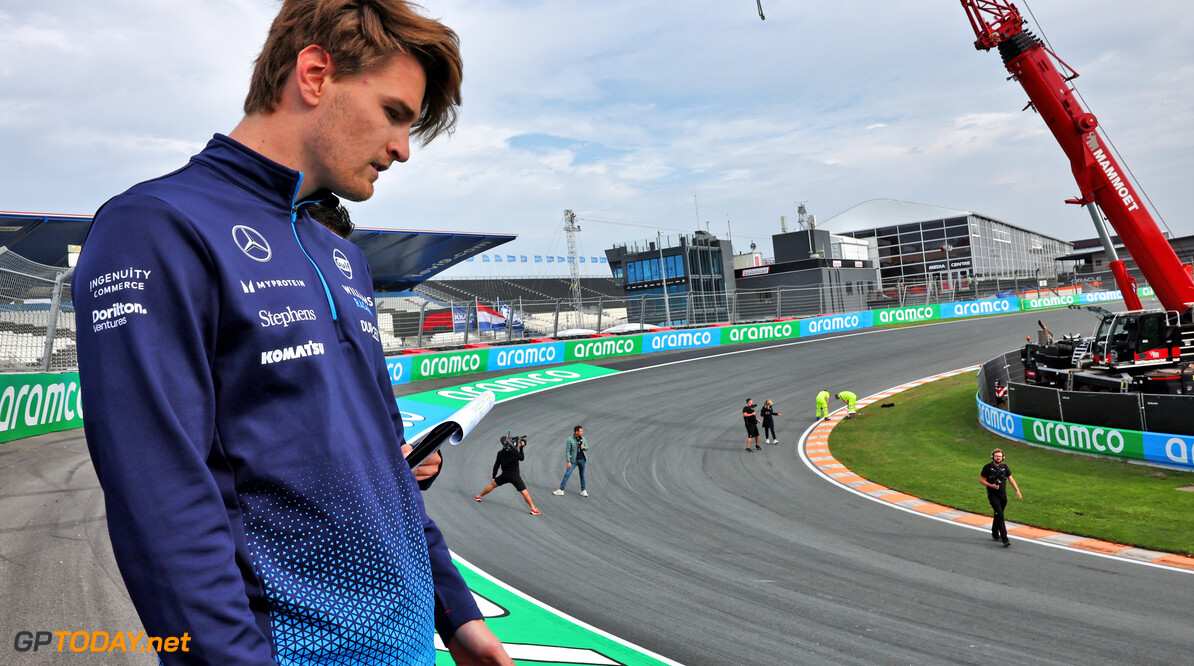 Formula One World Championship
Logan Sargeant (USA) Williams Racing walks the circuit.

22.08.2024. Formula 1 World Championship, Rd 15, Dutch Grand Prix, Zandvoort, Netherlands, Preparation Day.

- www.xpbimages.com, EMail: requests@xpbimages.com (C) Copyright: Batchelor / XPB Images
Motor Racing - Formula One World Championship - Dutch Grand Prix - Preparation Day - Zandvoort, Netherlands
XPB Images
Zandvoort
Netherlands

Formel1 Formel F1 Formula 1 Formula1 GP Grand Prix one Circuit Z