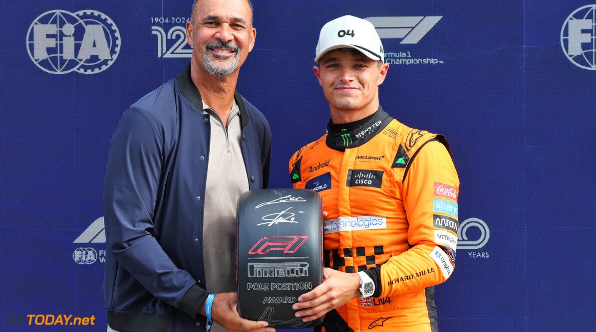 Formula One World Championship
Ruud Gullit (NLD) Former Football Player and Manager presents the Pirelli Pole Position Award to Lando Norris (GBR) McLaren in qualifying parc ferme.

24.08.2024. Formula 1 World Championship, Rd 15, Dutch Grand Prix, Zandvoort, Netherlands, Qualifying Day.

- www.xpbimages.com, EMail: requests@xpbimages.com (C) Copyright: Batchelor / XPB Images
Motor Racing - Formula One World Championship - Dutch Grand Prix - Qualifying Day - Zandvoort, Netherlands
XPB Images
Zandvoort
Netherlands

Formel1 Formel F1 Formula 1 Formula1 GP Grand Prix one Circuit Z