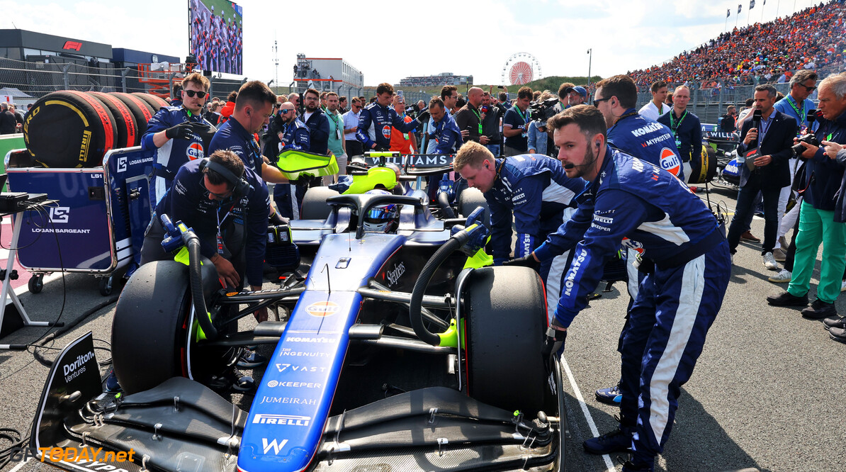 Formula One World Championship
Logan Sargeant (USA) Williams Racing FW46 on the grid.

25.08.2024. Formula 1 World Championship, Rd 15, Dutch Grand Prix, Zandvoort, Netherlands, Race Day.

- www.xpbimages.com, EMail: requests@xpbimages.com (C) Copyright: Batchelor / XPB Images
Motor Racing - Formula One World Championship - Dutch Grand Prix - Race Day - Zandvoort, Netherlands
XPB Images
Zandvoort
Netherlands

Formel1 Formel F1 Formula 1 Formula1 GP Grand Prix one Circuit Z