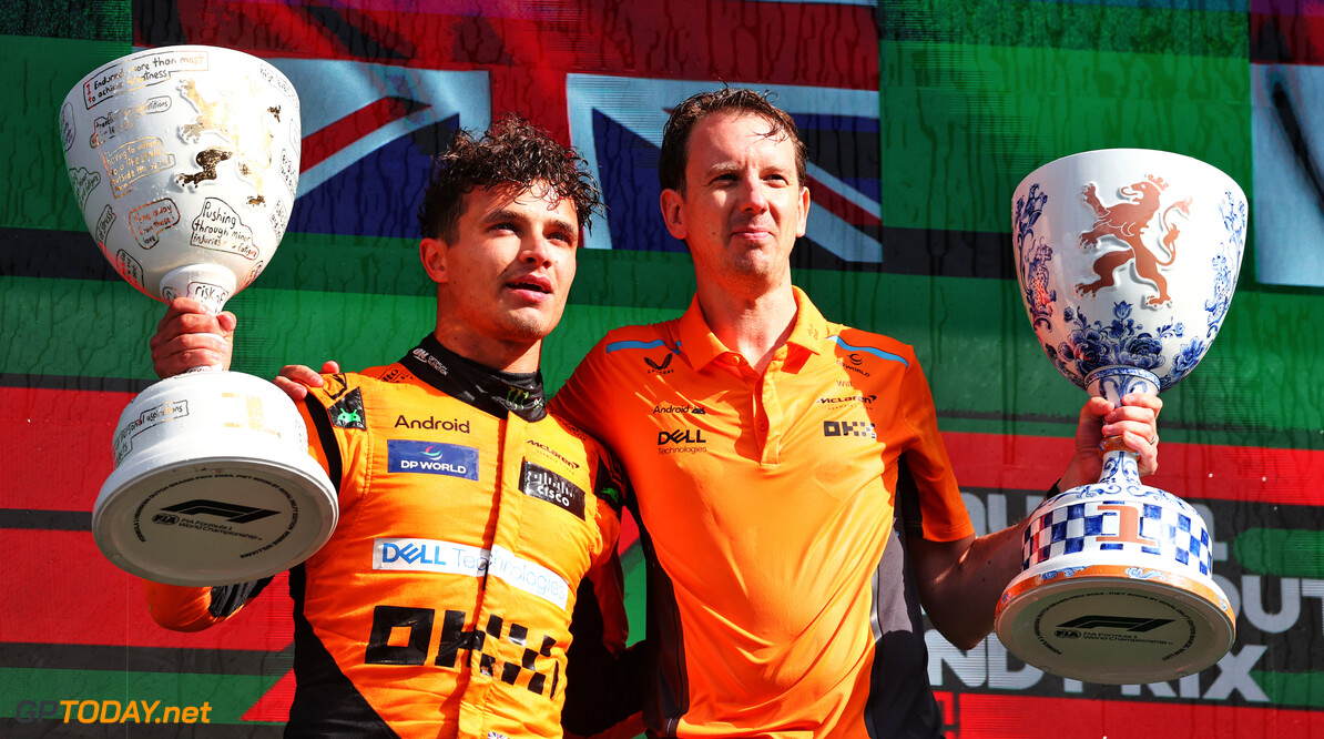 Formula One World Championship
(L to R): Race winner Lando Norris (GBR) McLaren celebrates with William Joseph (GBR) McLaren Race Engineer on the podium.

25.08.2024. Formula 1 World Championship, Rd 15, Dutch Grand Prix, Zandvoort, Netherlands, Race Day.

 - www.xpbimages.com, EMail: requests@xpbimages.com (C) Copyright: Coates / XPB Images
Motor Racing - Formula One World Championship - Dutch Grand Prix - Race Day - Zandvoort, Netherlands
XPB Images
Zandvoort
Netherlands

Formel1 Formel F1 Formula 1 Formula1 GP Grand Prix one Circuit Z