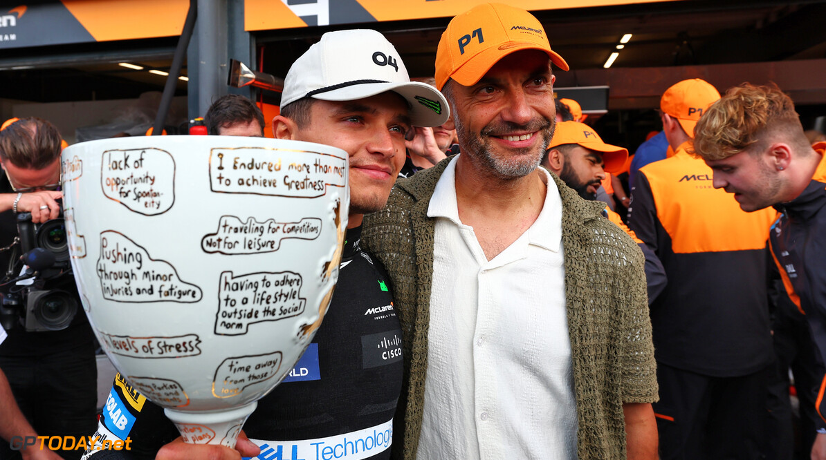 Formula One World Championship
Race winner Lando Norris (GBR) McLaren celebrates with his father Adam Norris (GBR).

25.08.2024. Formula 1 World Championship, Rd 15, Dutch Grand Prix, Zandvoort, Netherlands, Race Day.

 - www.xpbimages.com, EMail: requests@xpbimages.com (C) Copyright: Coates / XPB Images
Motor Racing - Formula One World Championship - Dutch Grand Prix - Race Day - Zandvoort, Netherlands
XPB Images
Zandvoort
Netherlands

Formel1 Formel F1 Formula 1 Formula1 GP Grand Prix one Circuit Z