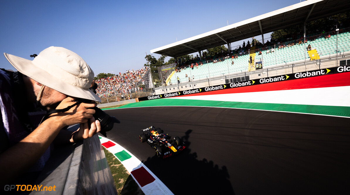 Formula One World Championship
Max Verstappen (NLD) Red Bull Racing RB20.

30.08.2024. Formula 1 World Championship, Rd 16, Italian Grand Prix, Monza, Italy, Practice Day.

- www.xpbimages.com, EMail: requests@xpbimages.com (C) Copyright: Bearne / XPB Images
Motor Racing - Formula One World Championship - Italian Grand Prix - Practice Day - Monza, Italy
XPB Images
Monza
Italy

Formel1 Formel F1 Formula 1 Formula1 GP Grand Prix one Italy Ita