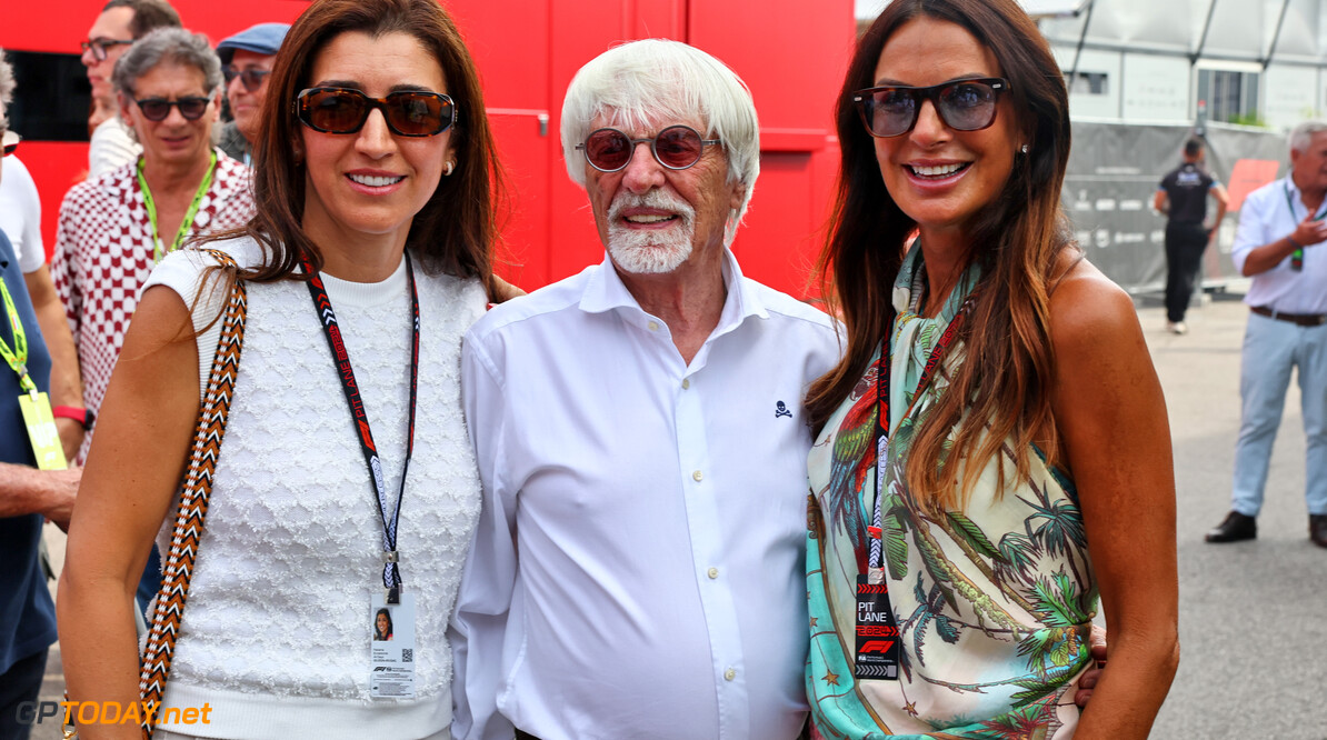 Formula One World Championship
(L to R): Fabiana Flosi (BRA) with Bernie Ecclestone (GBR) and Silvia Domenicali (ITA).

31.08.2024. Formula 1 World Championship, Rd 16, Italian Grand Prix, Monza, Italy, Qualifying Day.

- www.xpbimages.com, EMail: requests@xpbimages.com (C) Copyright: Batchelor / XPB Images
Motor Racing - Formula One World Championship - Italian Grand Prix - Qualifying Day - Monza, Italy
XPB Images
Monza
Italy

Formel1 Formel F1 Formula 1 Formula1 GP Grand Prix one Italy Ita