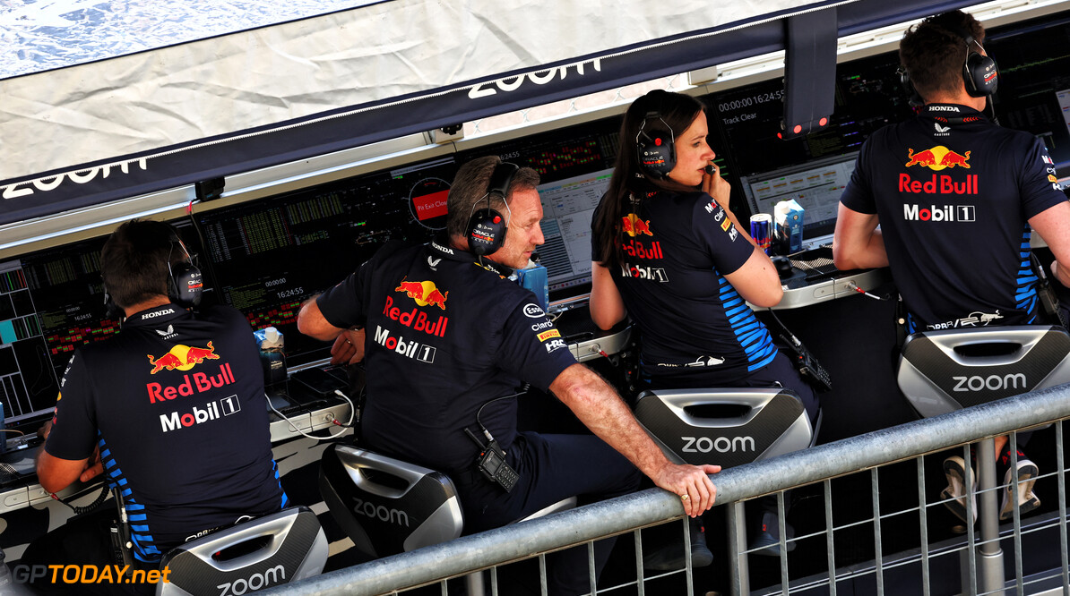 Formula One World Championship
Christian Horner (GBR) Red Bull Racing Team Principal on the pit gantry.

31.08.2024. Formula 1 World Championship, Rd 16, Italian Grand Prix, Monza, Italy, Qualifying Day.

 - www.xpbimages.com, EMail: requests@xpbimages.com (C) Copyright: Coates / XPB Images
Motor Racing - Formula One World Championship - Italian Grand Prix - Qualifying Day - Monza, Italy
XPB Images
Monza
Italy

Formel1 Formel F1 Formula 1 Formula1 GP Grand Prix one Italy Ita