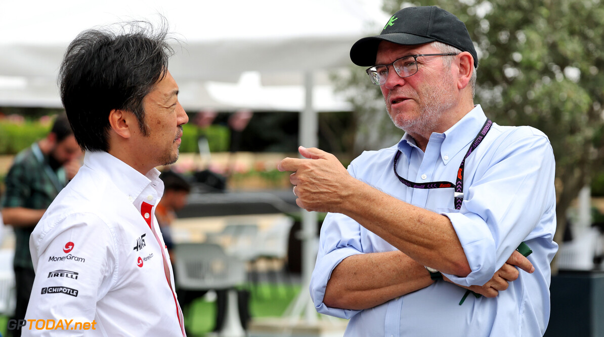 Formula One World Championship
(L to R): Ayao Komatsu (JPN) Haas F1 Team Principal with Joe Saward (GBR) Journalist.



13.09.2024. Formula 1 World Championship, Rd 17, Azerbaijan Grand Prix, Baku Street Circuit, Azerbaijan, Practice Day.

- www.xpbimages.com, EMail: requests@xpbimages.com (C) Copyright: Bearne / XPB Images
Motor Racing - Formula One World Championship - Azerbaijan Grand Prix - Practice Day - Baku, Azerbaijan
XPB Images
Baku
Azerbaijan

Formel1 Formel F1 Formula 1 Formula1 GP Grand Prix one Circuit B