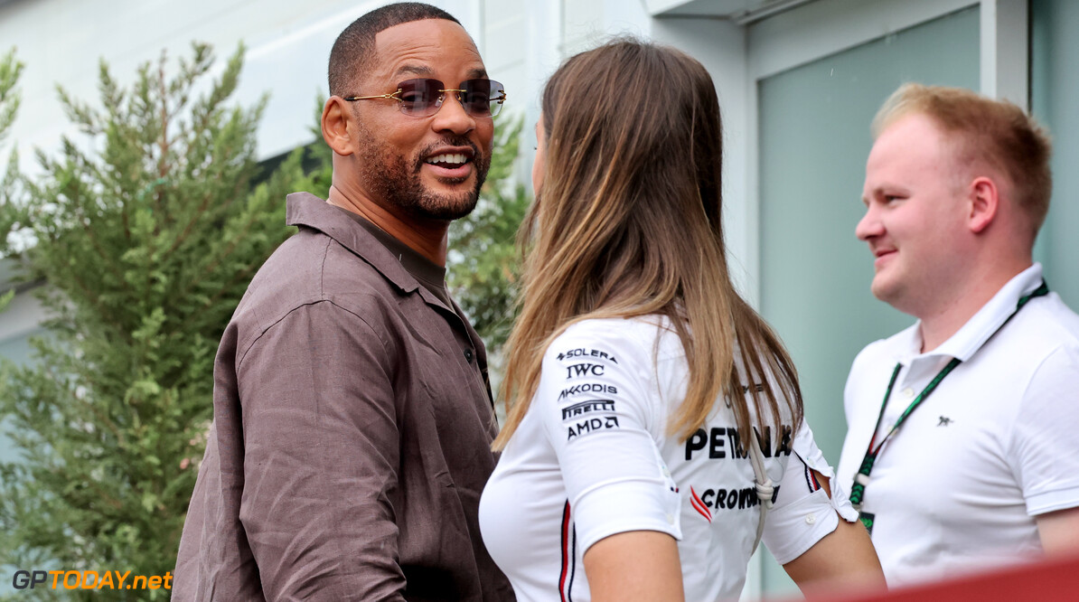 Formula One World Championship
Will Smith (USA) Actor.

14.09.2024. Formula 1 World Championship, Rd 17, Azerbaijan Grand Prix, Baku Street Circuit, Azerbaijan, Qualifying Day.

- www.xpbimages.com, EMail: requests@xpbimages.com (C) Copyright: Batchelor / XPB Images
Motor Racing - Formula One World Championship - Azerbaijan Grand Prix - Qualifying Day - Baku, Azerbaijan
XPB Images
Baku
Azerbaijan

Formel1 Formel F1 Formula 1 Formula1 GP Grand Prix one Circuit Baku Azerbaijan Saturday September 14 09 9 2024 Portrait