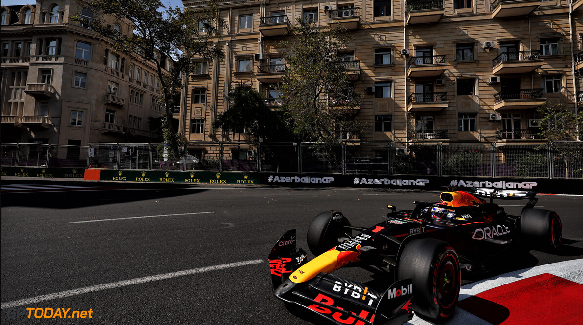 Formula One World Championship
Max Verstappen (NLD) Red Bull Racing RB20.

13.09.2024. Formula 1 World Championship, Rd 17, Azerbaijan Grand Prix, Baku Street Circuit, Azerbaijan, Practice Day.

- www.xpbimages.com, EMail: requests@xpbimages.com (C) Copyright: Charniaux / XPB Images
Motor Racing - Formula One World Championship - Azerbaijan Grand Prix - Practice Day - Baku, Azerbaijan
XPB Images
Baku
Azerbaijan

Formel1 Formel F1 Formula 1 Formula1 GP Grand Prix one Circuit B