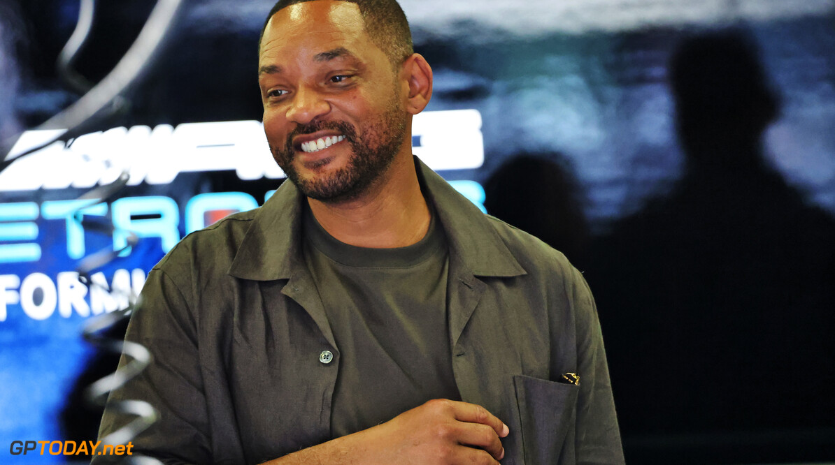 Formula One World Championship
Will Smith (USA) Actor with Mercedes AMG F1.

14.09.2024. Formula 1 World Championship, Rd 17, Azerbaijan Grand Prix, Baku Street Circuit, Azerbaijan, Qualifying Day.

- www.xpbimages.com, EMail: requests@xpbimages.com (C) Copyright: Batchelor / XPB Images
Motor Racing - Formula One World Championship - Azerbaijan Grand Prix - Qualifying Day - Baku, Azerbaijan
XPB Images
Baku
Azerbaijan

Formel1 Formel F1 Formula 1 Formula1 GP Grand Prix one Circuit Baku Azerbaijan Saturday September 14 09 9 2024 Practice Portrait