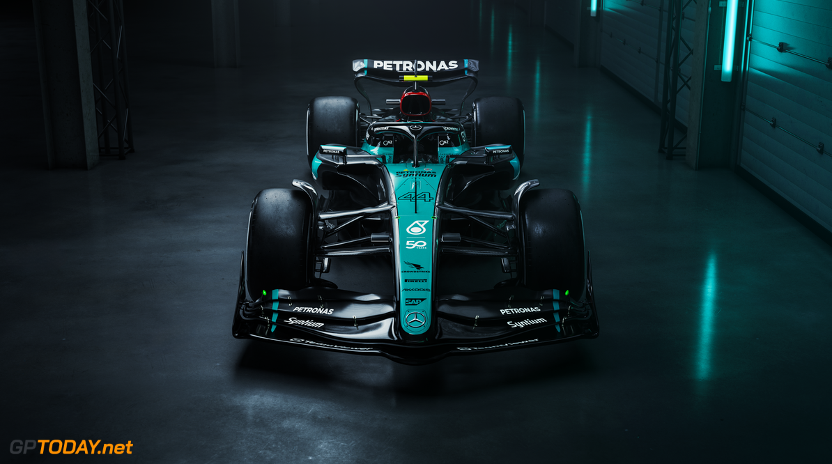 Mercedes presenteert speciale livery voor GP Singapore