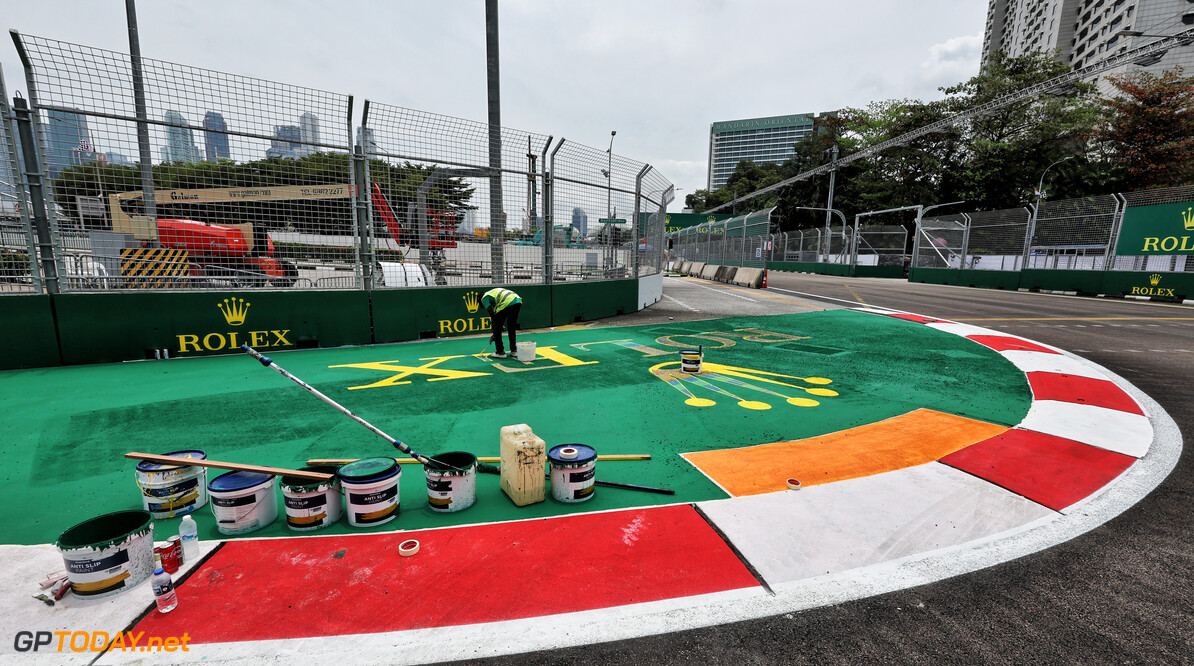 Formula One World Championship
Circuit atmosphere - track preparations.

19.09.2024. Formula 1 World Championship, Rd 18, Singapore Grand Prix, Marina Bay Street Circuit, Singapore, Preparation Day.

- www.xpbimages.com, EMail: requests@xpbimages.com (C) Copyright: Moy / XPB Images
Motor Racing - Formula One World Championship - Singapore Grand Prix - Preparation Day - Singapore, Singapore
XPB Images
Singapore
Singapore

Formel1 Formel F1 Formula 1 Formula1 GP Grand Prix one Marina Bay Street Circuit September Thursday Singapore 19 09 9 2024 Atmosphere