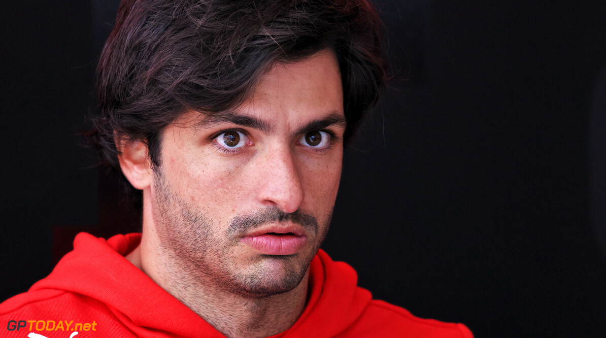 Sainz schrijft Ferrari alvast af voor winst in Qatar: "Is geen Ferrari-circuit"