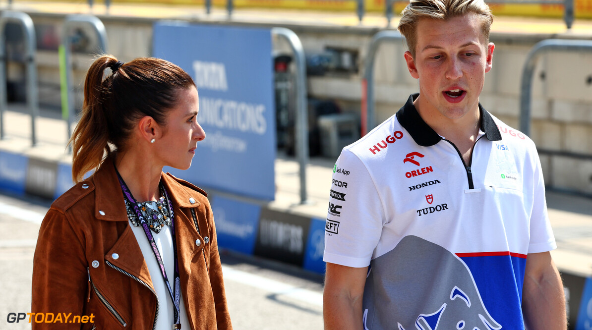 Formula One World Championship
(L to R): Danica Patrick (USA) Sky Sports F1 Presenter with Liam Lawson (NZL) RB.

17.10.2024. Formula 1 World Championship, Rd 19, United States Grand Prix, Austin, Texas, USA, Preparation Day.

 - www.xpbimages.com, EMail: requests@xpbimages.com (C) Copyright: Coates / XPB Images
Motor Racing - Formula One World Championship - United States Grand Prix - Preparation Day - Austin, USA
XPB Images
Austin
USA

Formel1 Formel F1 Formula 1 Formula1 GP Grand Prix one Circuit of The Americas Thursday COTA Texas USA United States of America October 17 10 2024 Visa Cash App RB Racing Bulls