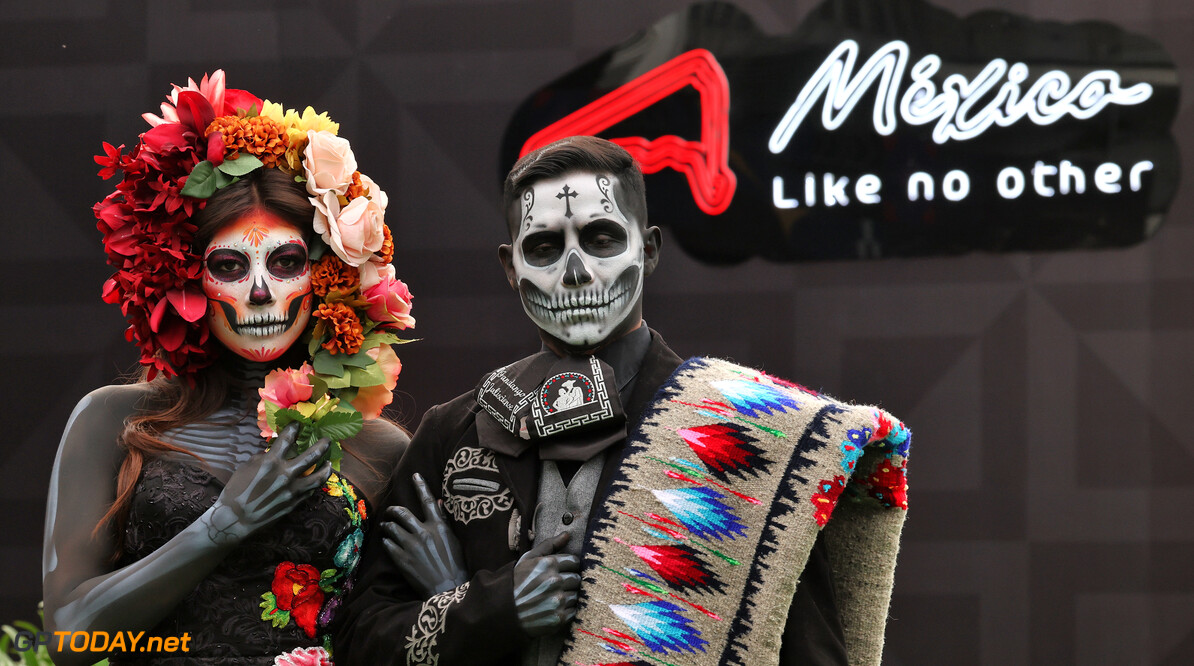 Formula One World Championship
Paddock atmosphere - Day of the Dead costume wearers.

24.10.2024. Formula 1 World Championship, Rd 20, Mexican Grand Prix, Mexico City, Mexico, Preparation Day.

- www.xpbimages.com, EMail: requests@xpbimages.com (C) Copyright: Moy / XPB Images
Motor Racing - Formula One World Championship - Mexican Grand Prix - Preparation Day - Mexico City, Mexico
XPB Images
Mexico City
Mexico

Formel1 Formel F1 Formula 1 Formula1 GP Grand Prix Thursday October Mexico Mexico City Mexican Autodromo Hermanos 24 10 2024 Atmosphere