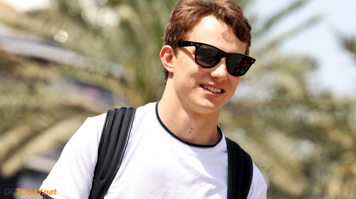 Formula One World Championship
Oscar Piastri (AUS) McLaren.

10.04.2025. Formula 1 World Championship, Rd 4, Bahrain Grand Prix, Sakhir, Bahrain, Preparation Day.

- www.xpbimages.com, EMail: requests@xpbimages.com (C) Copyright: Bearne / XPB Images
Motor Racing - Formula One World Championship - Bahrain Grand Prix - Preparation Day - Sakhir, Bahrain
xpbimages.com
Sakhir
Bahrain

Formel1 Formel F1 Formula 1 Formula1 GP Grand Prix one Thursday Bahrain International Circuit BIC Manama Bahrain Sakhir April 10 04 4 2025 Portrait