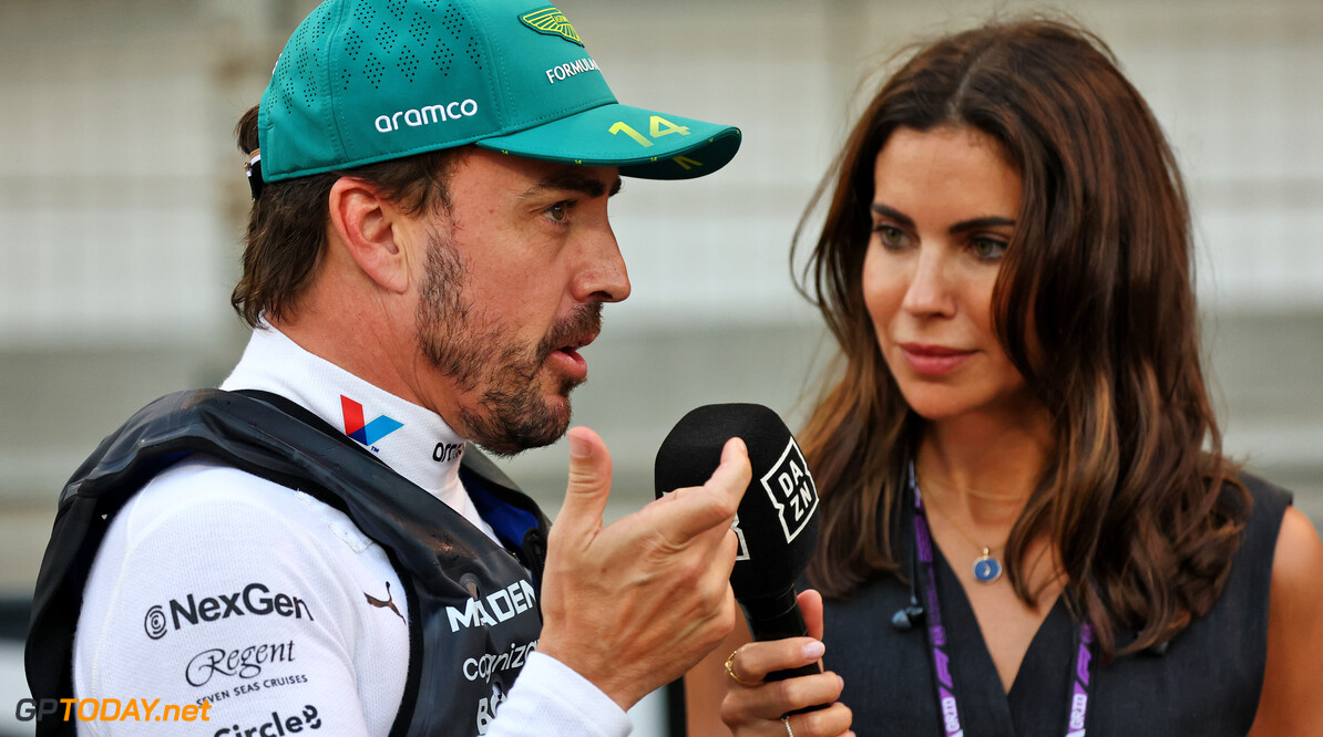 Formula One World Championship
Fernando Alonso (ESP) Aston Martin F1 Team with his girlfriend Melissa Jimenez Dionisio (ESP) DAZN Presenter, on the grid.

13.04.2025. Formula 1 World Championship, Rd 4, Bahrain Grand Prix, Sakhir, Bahrain, Race Day.

- www.xpbimages.com, EMail: requests@xpbimages.com (C) Copyright: Batchelor / XPB Images
Motor Racing - Formula One World Championship - Bahrain Grand Prix - Race Day - Sakhir, Bahrain
xpbimages.com
Sakhir
Bahrain

Formel1 Formel F1 Formula 1 Formula1 GP Grand Prix one Bahrain International Circuit BIC Manama Bahrain Sakhir Sunday April 13 04 4 2025 Grid Portrait