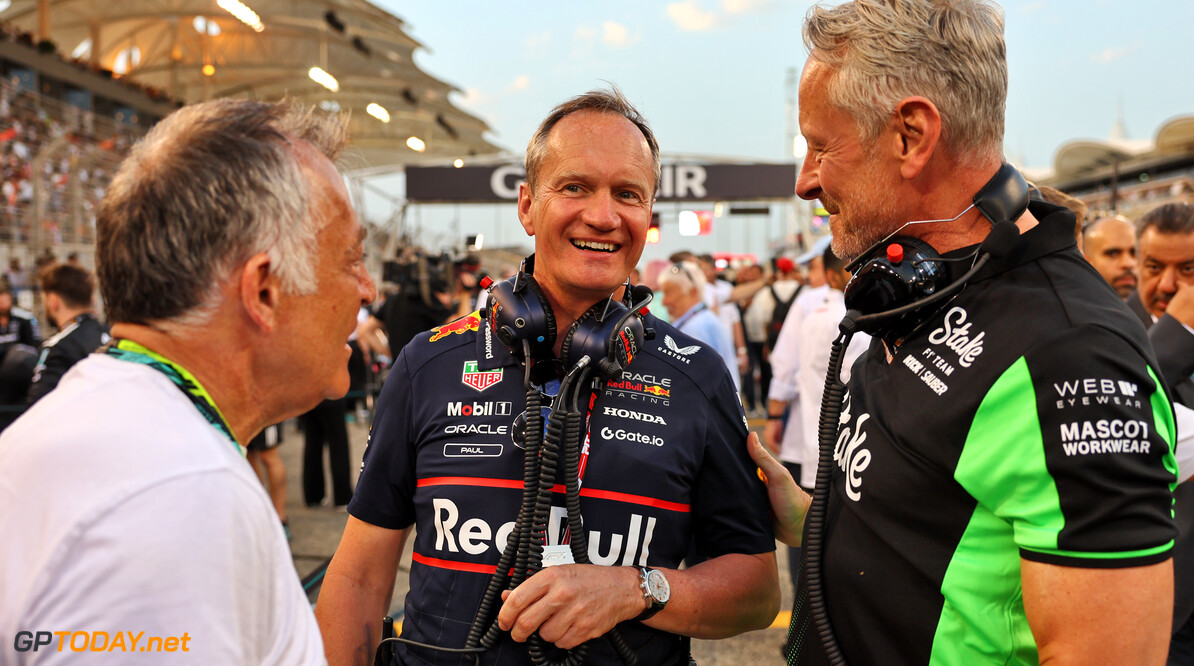 Formula One World Championship
Paul Monaghan (GBR) Red Bull Racing Chief Engineer (Centre) with Jonathan Wheatley (GBR) Sauber Team Principal (Right) on the grid.

13.04.2025. Formula 1 World Championship, Rd 4, Bahrain Grand Prix, Sakhir, Bahrain, Race Day.

- www.xpbimages.com, EMail: requests@xpbimages.com (C) Copyright: Batchelor / XPB Images
Motor Racing - Formula One World Championship - Bahrain Grand Prix - Race Day - Sakhir, Bahrain
xpbimages.com
Sakhir
Bahrain

Formel1 Formel F1 Formula 1 Formula1 GP Grand Prix one Bahrain International Circuit BIC Manama Bahrain Sakhir Sunday April 13 04 4 2025 Grid Portrait Stake F1 Team Kick Sauber