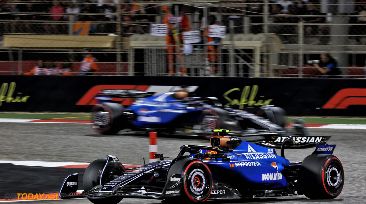 Formula One World Championship
Carlos Sainz (ESP) Atlassian Williams Racing FW46.

13.04.2025. Formula 1 World Championship, Rd 4, Bahrain Grand Prix, Sakhir, Bahrain, Race Day.

- www.xpbimages.com, EMail: requests@xpbimages.com (C) Copyright: Batchelor / XPB Images
Motor Racing - Formula One World Championship - Bahrain Grand Prix - Race Day - Sakhir, Bahrain
xpbimages.com
Sakhir
Bahrain

Formel1 Formel F1 Formula 1 Formula1 GP Grand Prix one Bahrain International Circuit BIC Manama Bahrain Sakhir Sunday April 13 04 4 2025 Race Action Track Jnr Junior Jnr. Jr. Jr