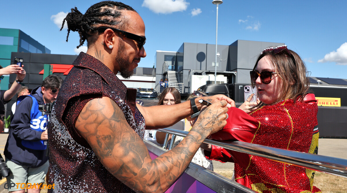 Formula One World Championship
Lewis Hamilton (GBR) Ferrari with fans.

03.07.2025. Formula 1 World Championship, Rd 12, British Grand Prix, Silverstone, England, Preparation Day.

- www.xpbimages.com, EMail: requests@xpbimages.com (C) Copyright: Moy / XPB Images
Motor Racing - Formula One World Championship - British Grand Prix - Preparation Day - Silverstone, England
XPB Images
Silverstone
England

July Formel1 Formel F1 Formula 1 Formula1 GP Grand Prix one Thursday Circuit Silverstone England Britain British United Kingdom UK 03 3 07 7 2025 Crowd Fans Spectators Audience Portrait