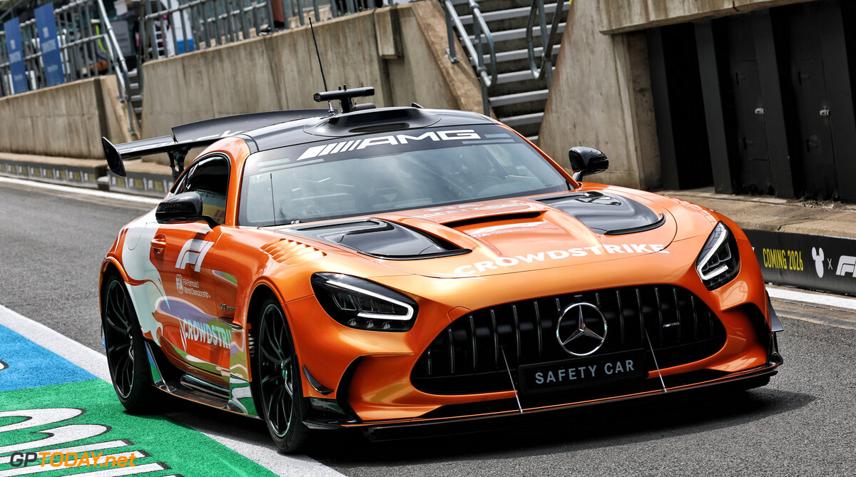 Formula One World Championship
Mercedes FIA Safety Car.

03.07.2025. Formula 1 World Championship, Rd 12, British Grand Prix, Silverstone, England, Preparation Day.

- www.xpbimages.com, EMail: requests@xpbimages.com (C) Copyright: Batchelor / XPB Images
Motor Racing - Formula One World Championship - British Grand Prix - Preparation Day - Silverstone, England
XPB Images
Silverstone
England

July Formel1 Formel F1 Formula 1 Formula1 GP Grand Prix one Thursday Circuit Silverstone England Britain British United Kingdom UK 03 3 07 7 2025