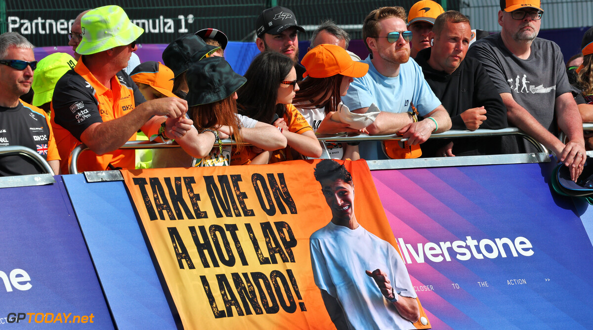 Formula One World Championship
Circuit atmosphere - Fans' banner for Lando Norris (GBR) McLaren.

04.07.2025. Formula 1 World Championship, Rd 12, British Grand Prix, Silverstone, England, Practice Day.

- www.xpbimages.com, EMail: requests@xpbimages.com (C) Copyright: Batchelor / XPB Images
Motor Racing - Formula One World Championship - British Grand Prix - Practice Day - Silverstone, England
XPB Images
Silverstone
England

July Formel1 Formel F1 Formula 1 Formula1 GP Grand Prix one Circuit Silverstone England Britain British United Kingdom UK Friday 04 4 07 7 2025 Portrait Crowd Fans Spectators Audience Sign Atmosphere