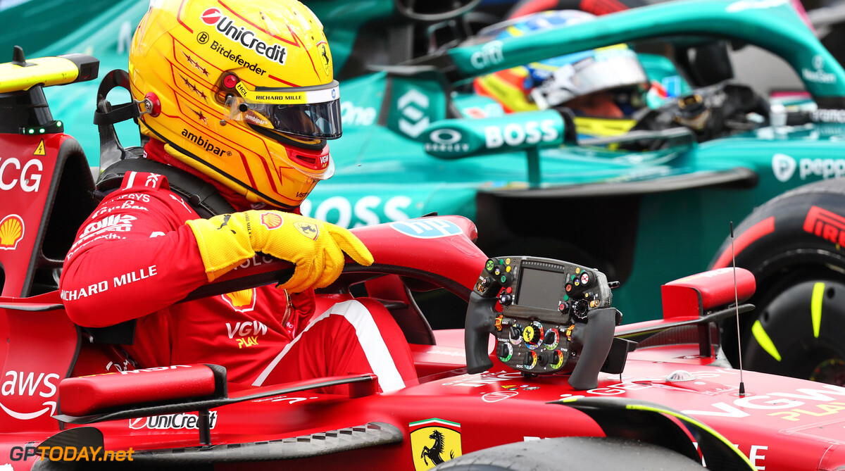 Formula One World Championship
Lewis Hamilton (GBR) Ferrari SF-25 in qualifying parc ferme.

05.07.2025. Formula 1 World Championship, Rd 12, British Grand Prix, Silverstone, England, Qualifying Day.

- www.xpbimages.com, EMail: requests@xpbimages.com (C) Copyright: Batchelor / XPB Images
Motor Racing - Formula One World Championship - British Grand Prix - Qualifying Day - Silverstone, England
XPB Images
Silverstone
England

July Formel1 Formel F1 Formula 1 Formula1 GP Grand Prix one Circuit Silverstone England Britain British United Kingdom UK Saturday 05 5 07 7 2025 Qualifying Portrait