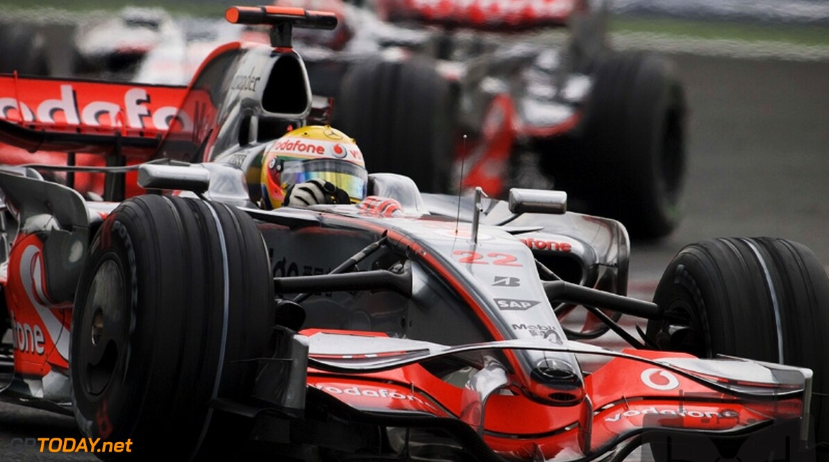 Hamilton wil hele carriere bij McLaren blijven