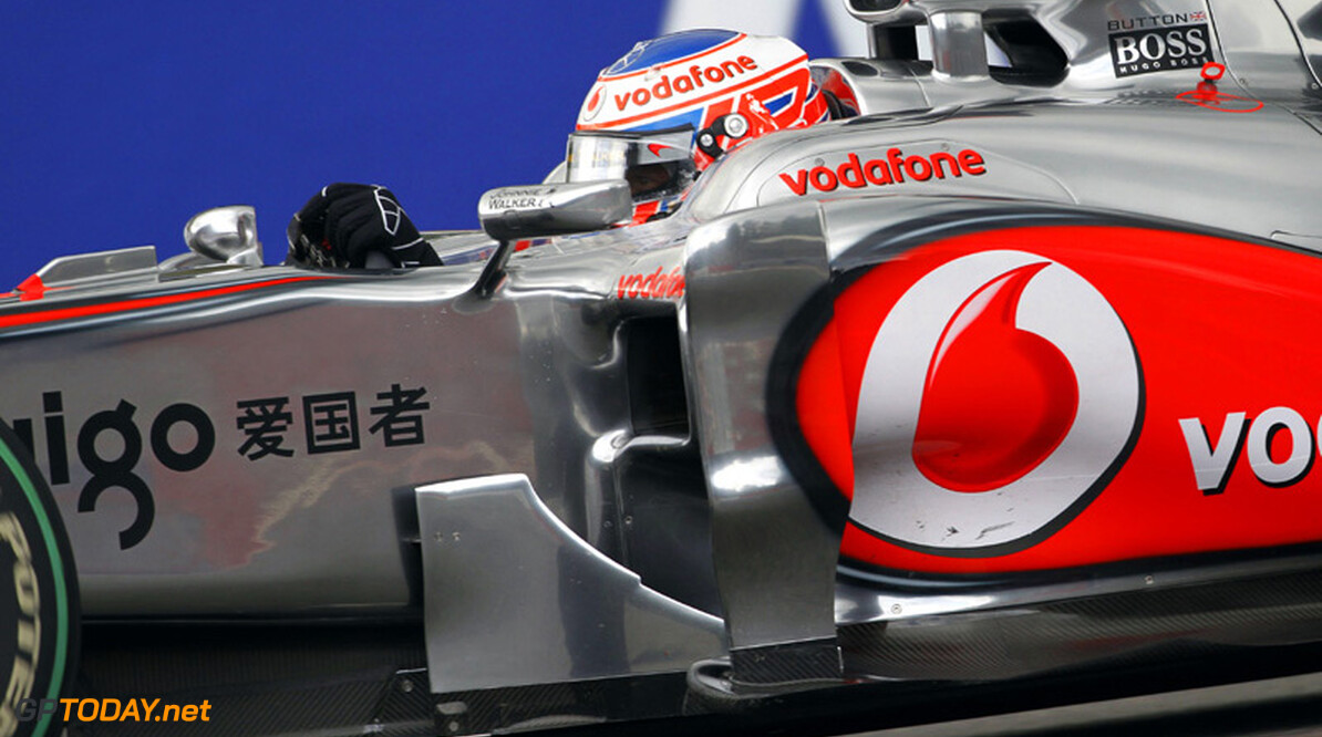 Button: "Vettel is snel, maar gaat te vaak in de fout"