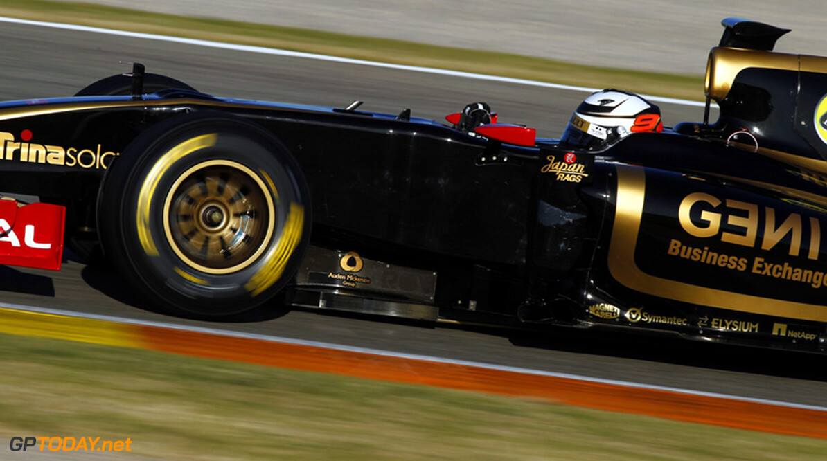 Raikkonen tevreden na 171 ronden met Renault R30 in Valencia