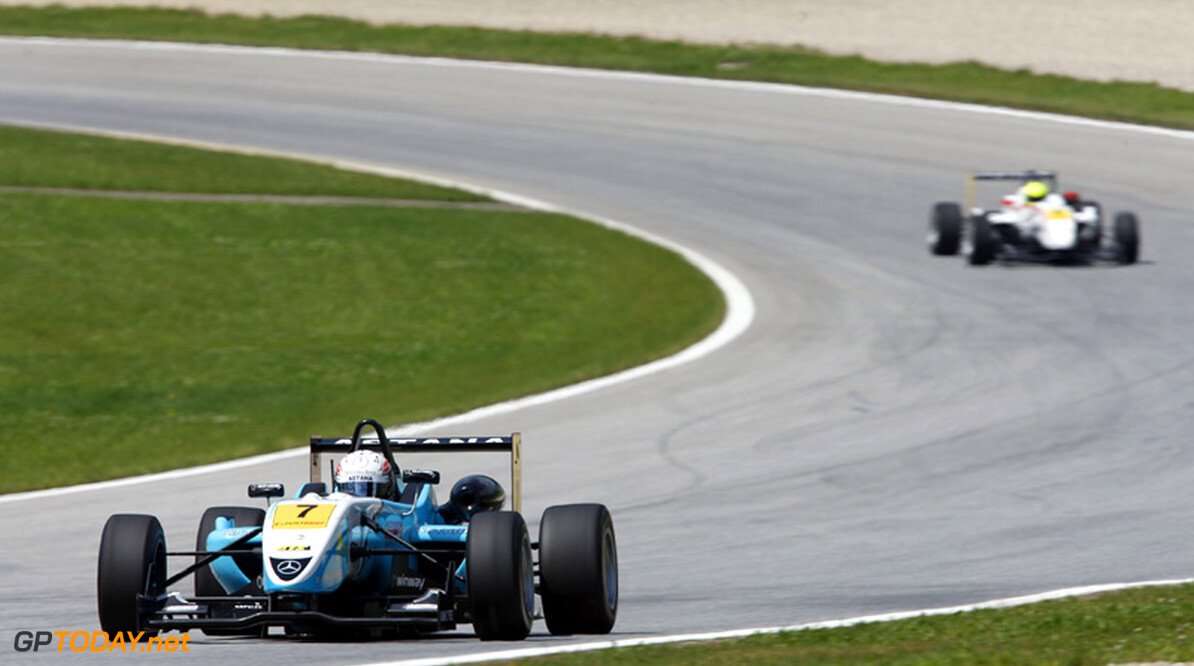 Juncadella scoort pole position op de Nürburgring