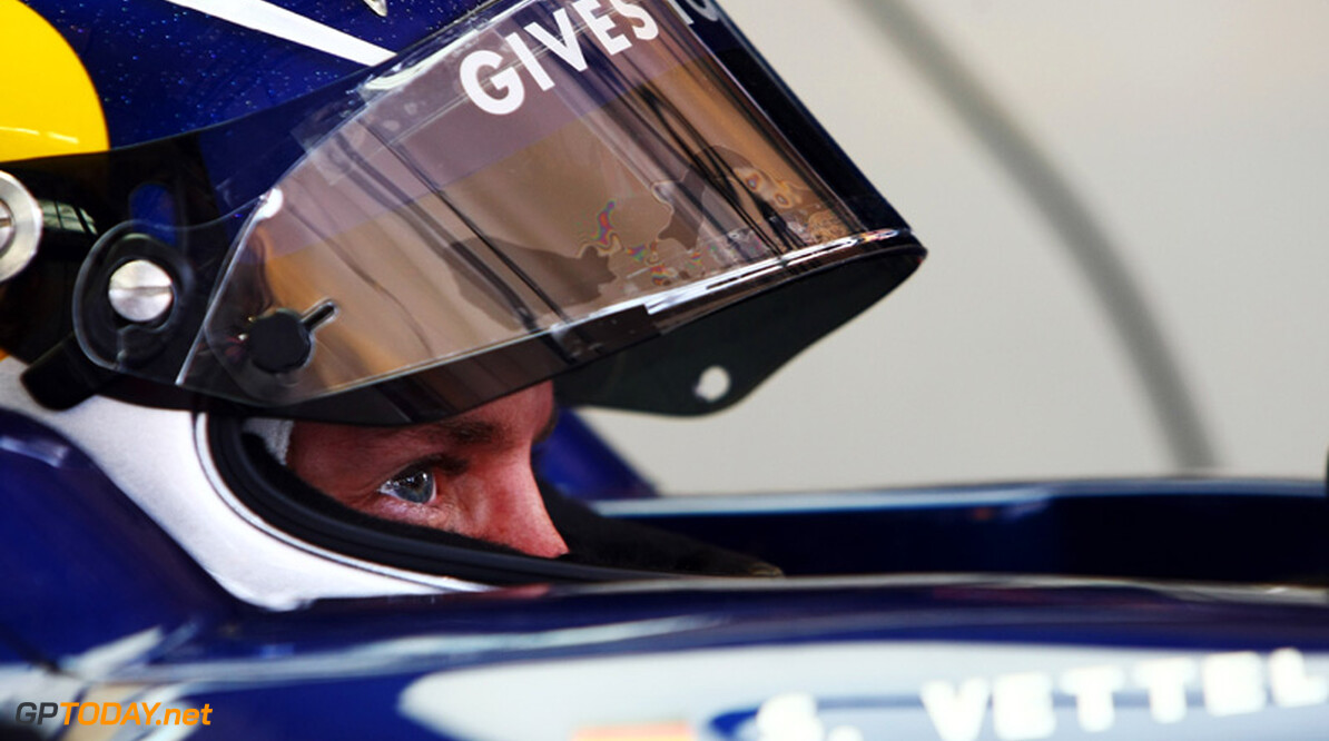 Vettel: "Schumacher kan nog een rol spelen in het kampioenschap"