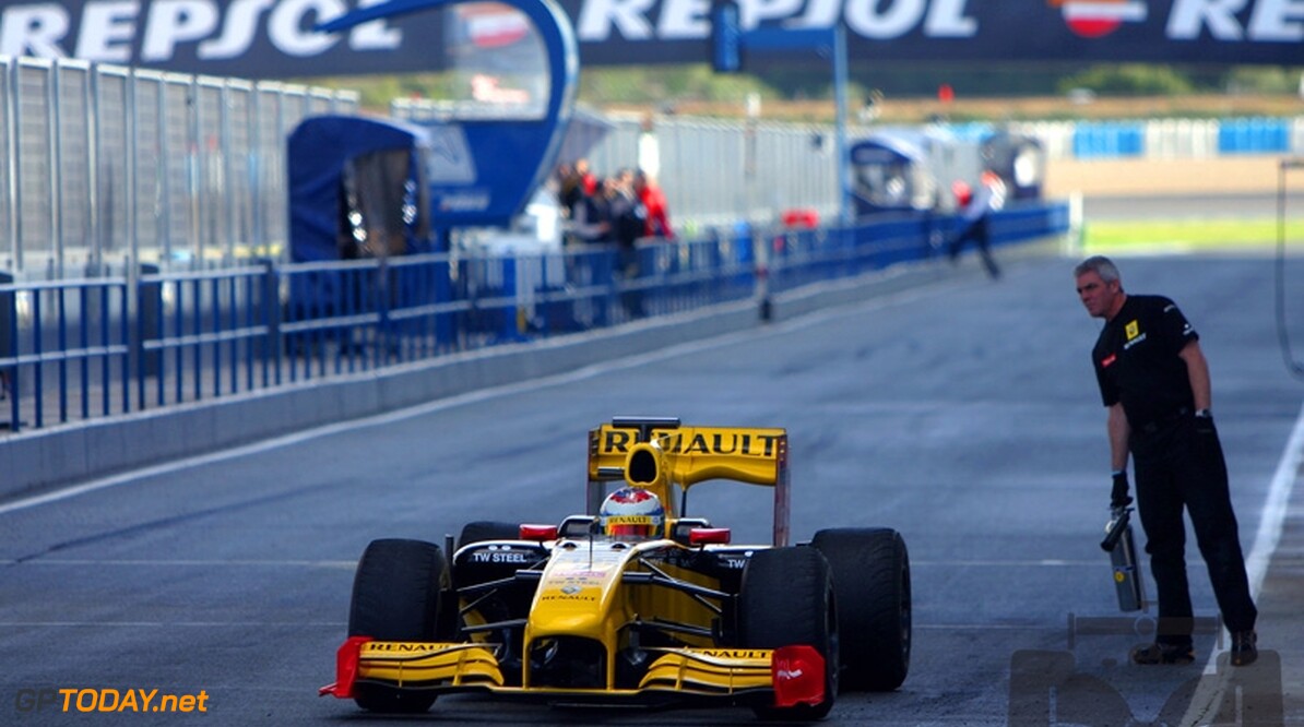 Petrov voelt zich geen tweede coureur bij Renault
