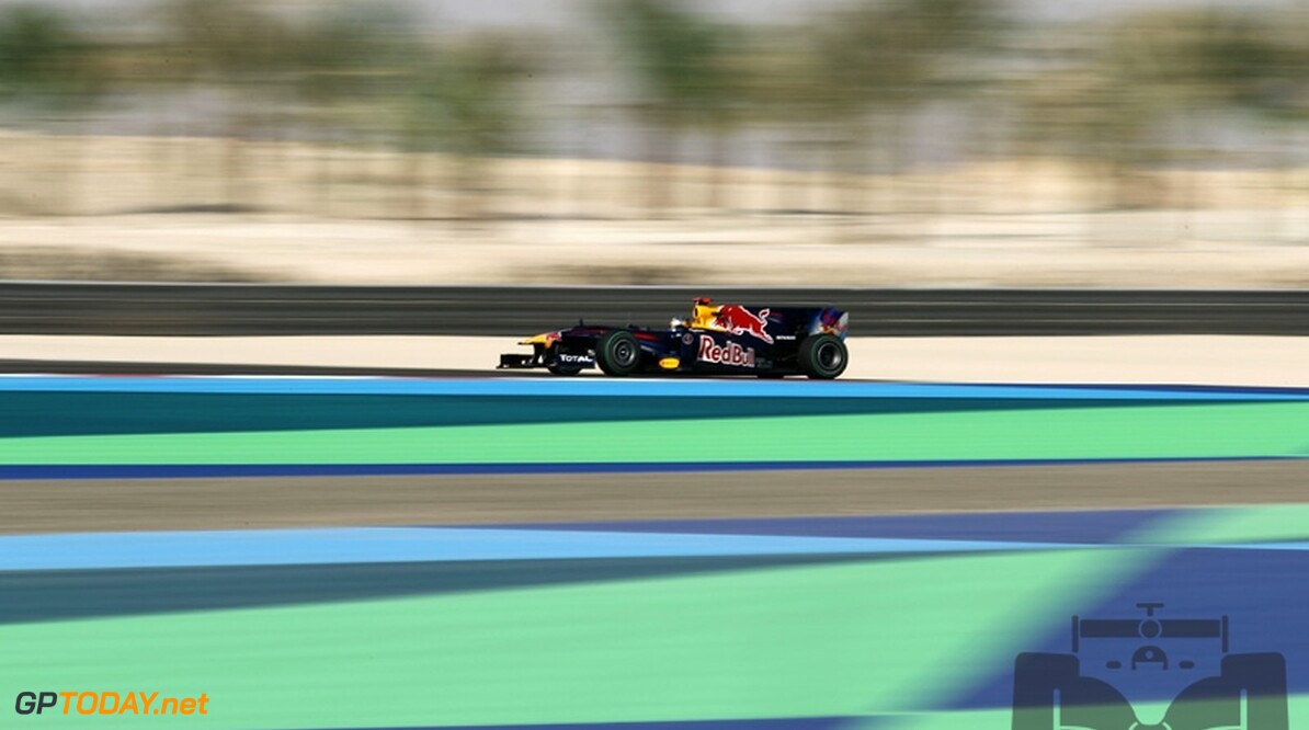 Motorprobleem voor Webber, Vettel ontevreden over tempo