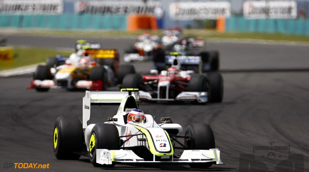 Barrichello: "Titels nog steeds mogelijk voor Brawn GP"