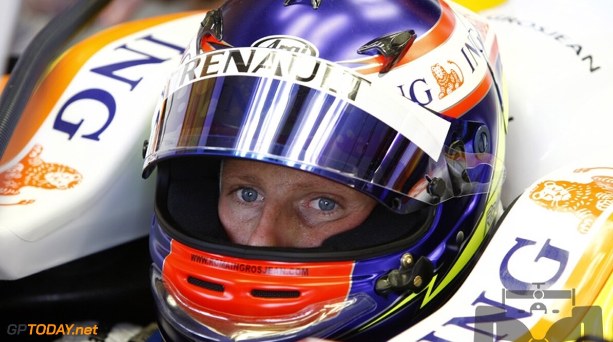Renault laat Grosjean in Singapore proeven aan auto van Heidfeld