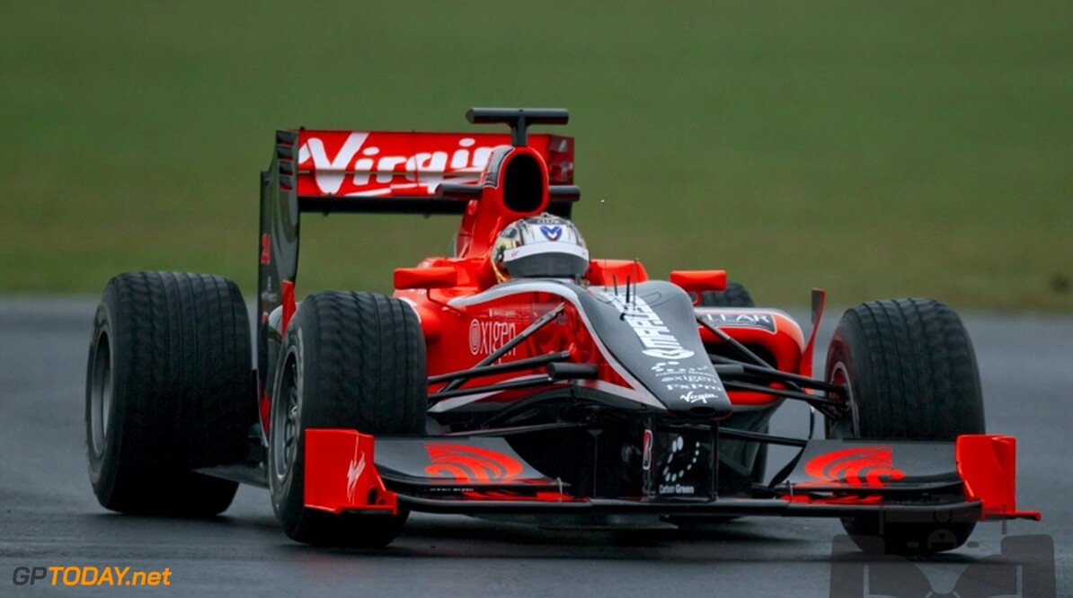 Fotos: Timo Glock verricht shakedown Virgin Racing VR-01