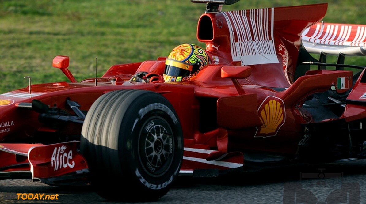 Rossi haalt veel voldoening uit test met Ferrari