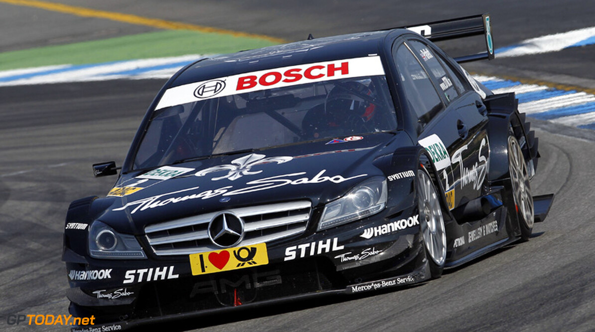 Rosberg en Schumacher onthullen nieuwe Mercedes C-Coupe