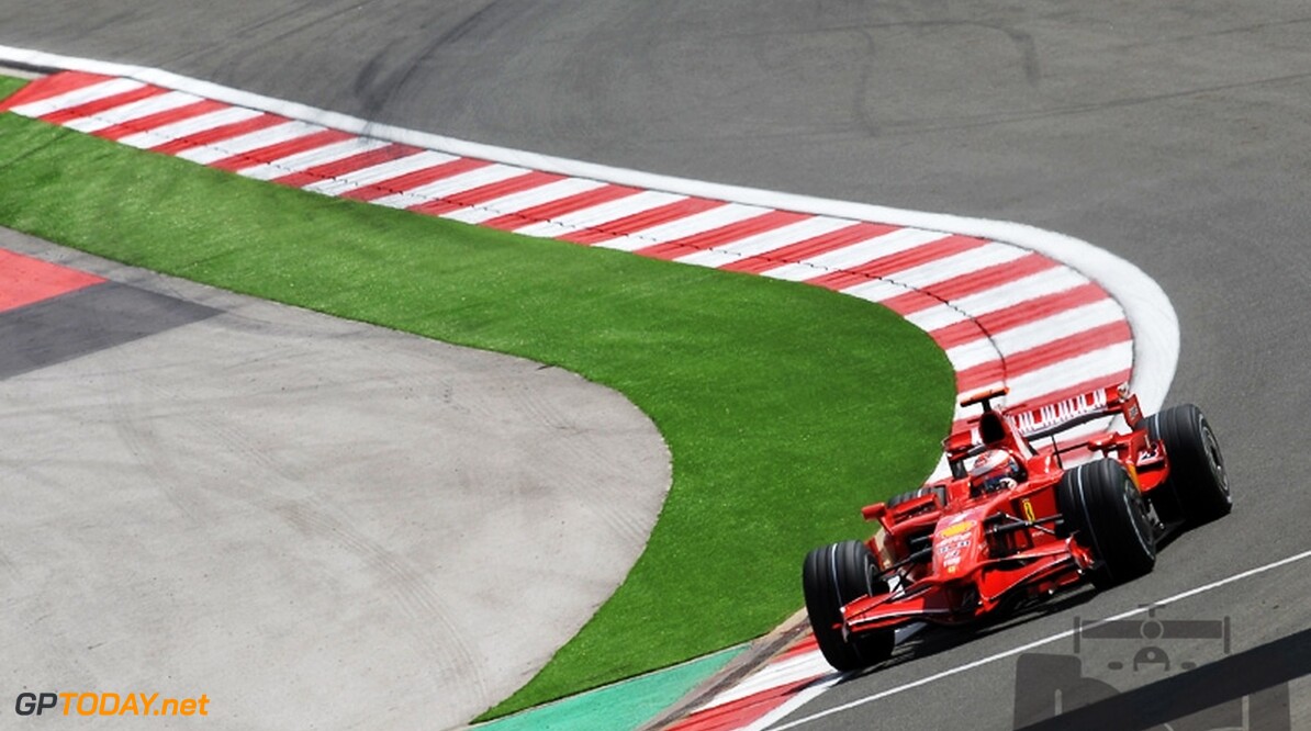 Harde kritiek op Ferrari in Italiaanse pers