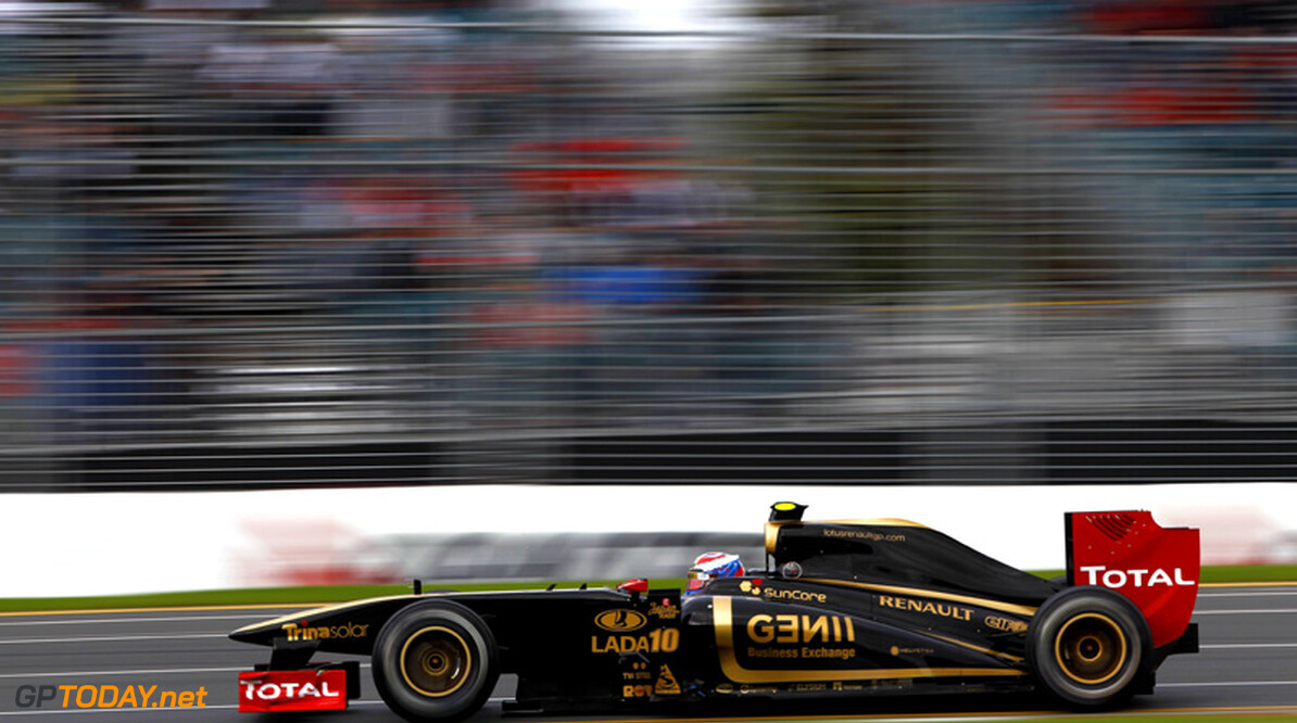 Renault: "Voor zege in 2011 afhankelijk van Red Bull Racing"