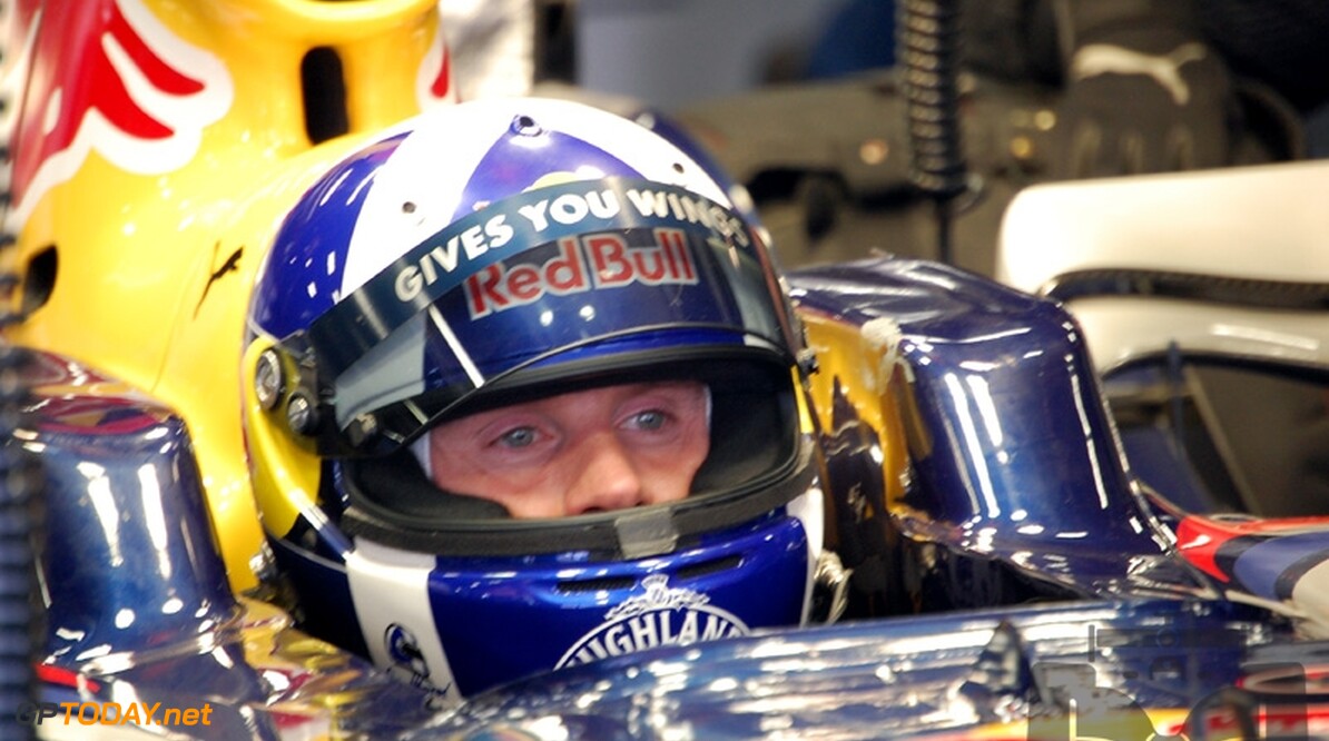 Coulthard roept op om te wachten met oordeel over Schumacher
