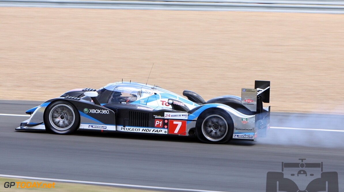 Le Mans: Sebastien Bourdais zet Peugeot op pole position