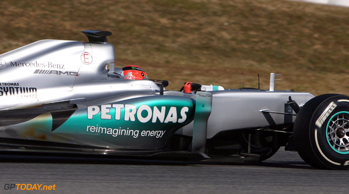 Mercedes denkt aan nieuw tweejarig contract voor Schumacher