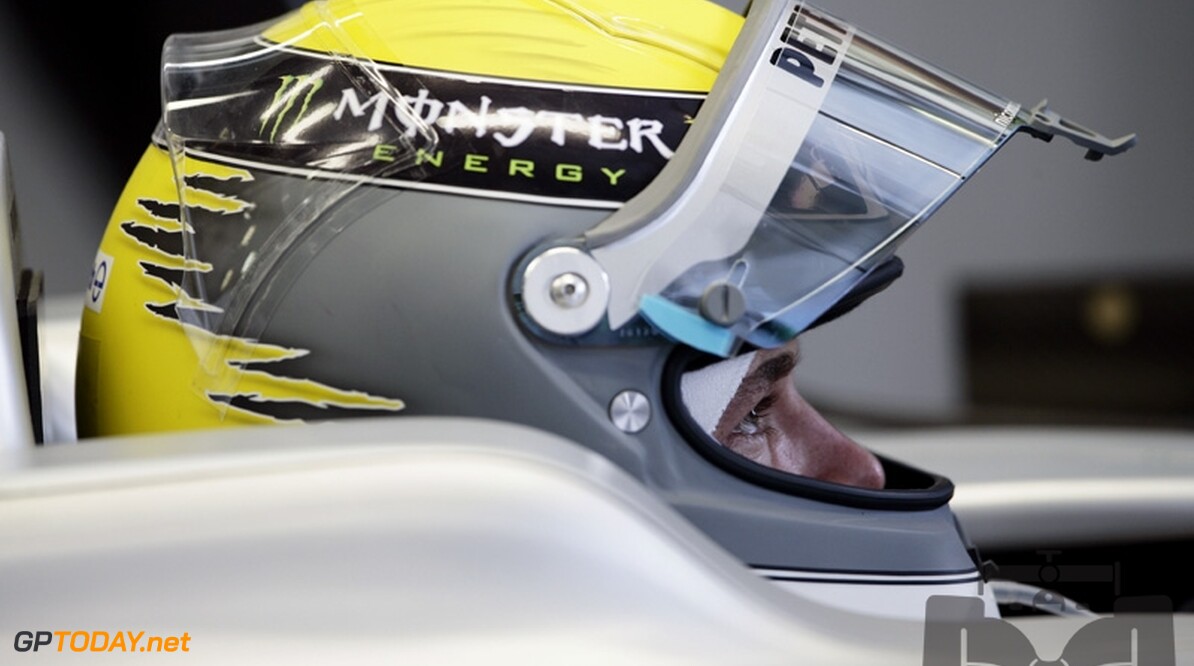 Rosberg maakt zich boos over neerwaartse spiraal bij Mercedes GP