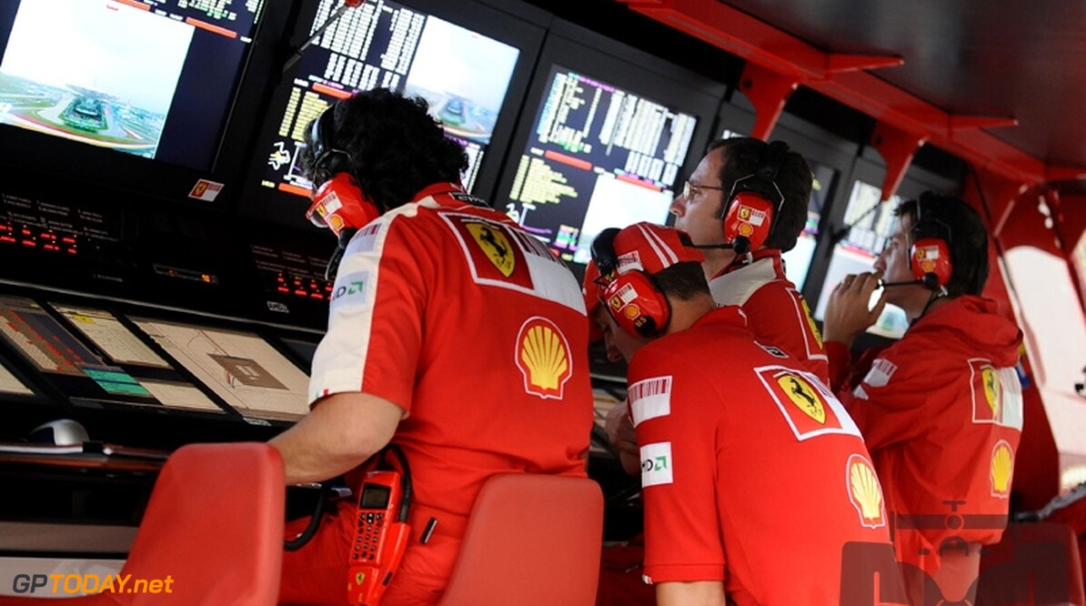 Ferrari neemt maatregelen, Baldisserri van de pitmuur