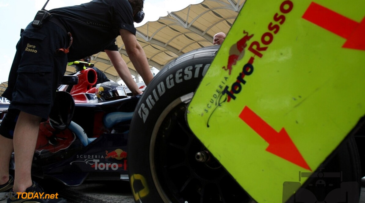 Nieuwe Scuderia Toro Rosso-auto beleeft baandebuut