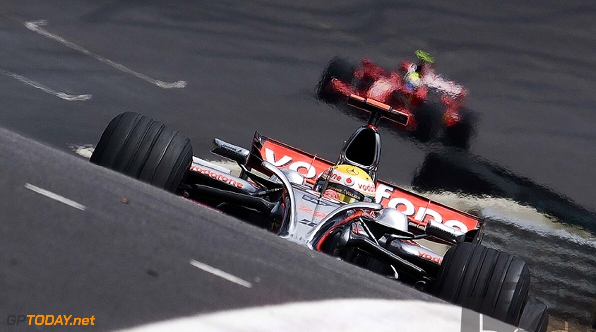 Hamilton richt vizier niet op records Schumacher
