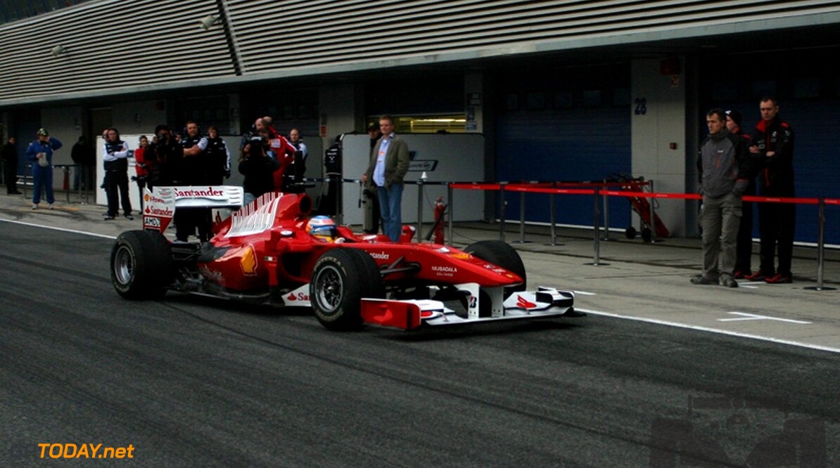 Ferrari F10 profiteert van unieke motorhoek