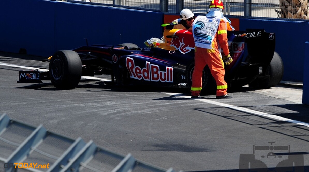 Renault tast in het duister over vele motorproblemen Vettel